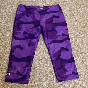 Under Armour purple camp leggings -med